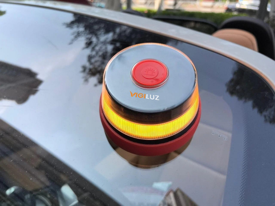 Vigiluz V16 PRO – Kit Seguridad Total (Recargable + Extras)